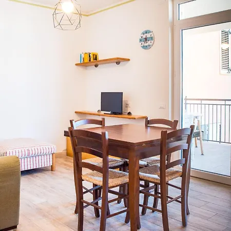Teuladamar By Rentbeat Apartment